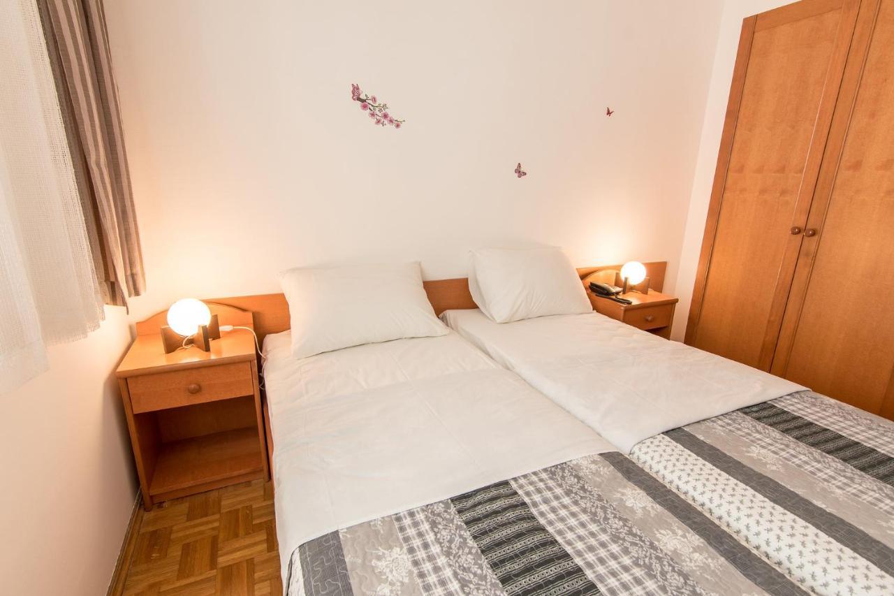 Hotel Barba Stari Grad Kültér fotó